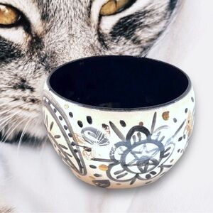 Black & White Pottery Bowl in Paisley with Genuine Gold Butterflies